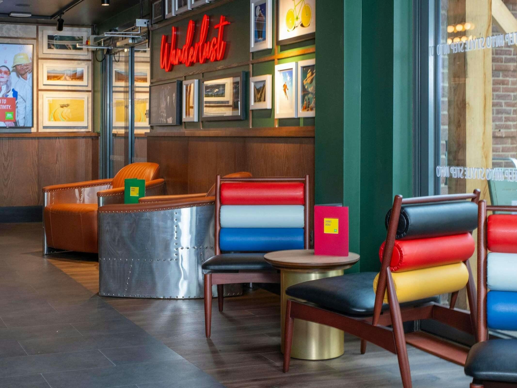 Hotel Ibis Styles London Gatwick Airport photo 3