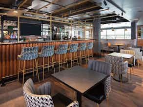 Hotel Ibis Styles London Gatwick Airport photo 4