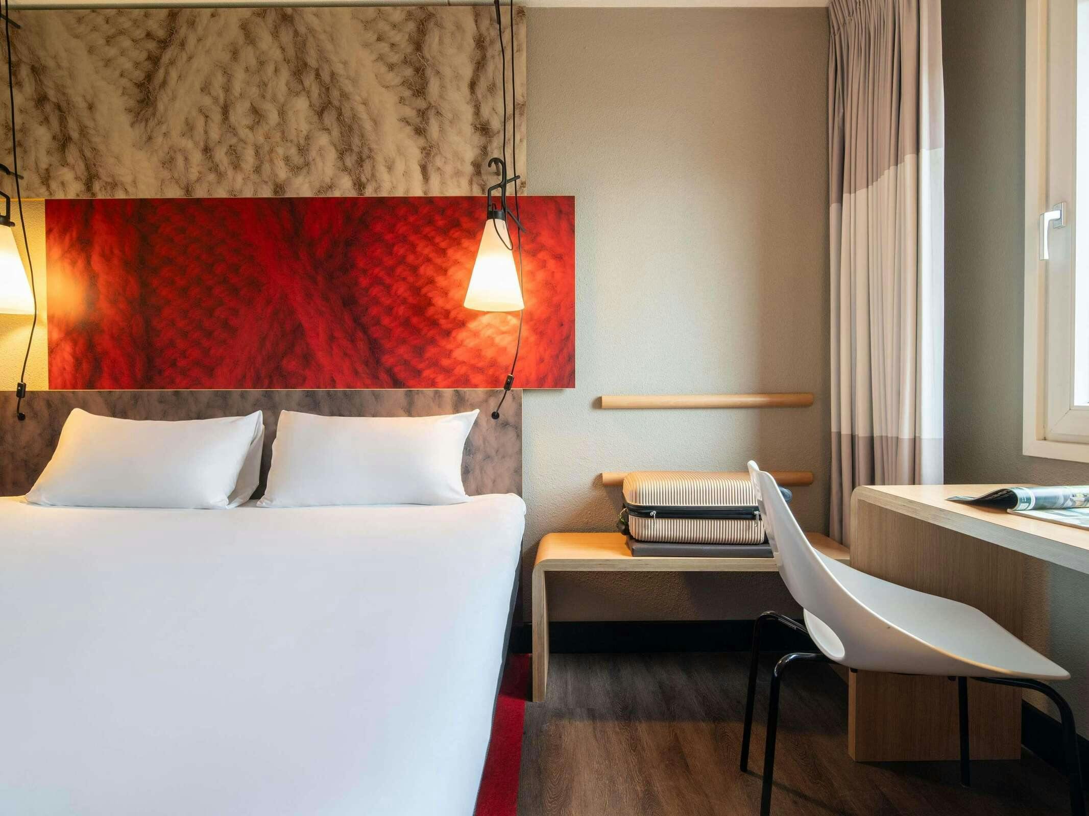 Hotel Ibis Amsterdam Centre Stopera photo 4