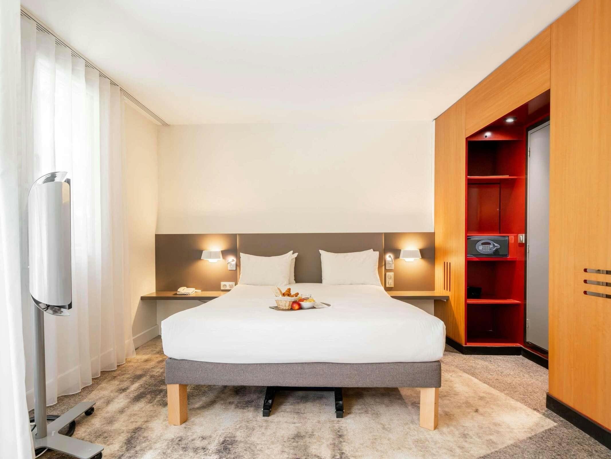 Hotel Novotel Suites Cannes Centre photo 5