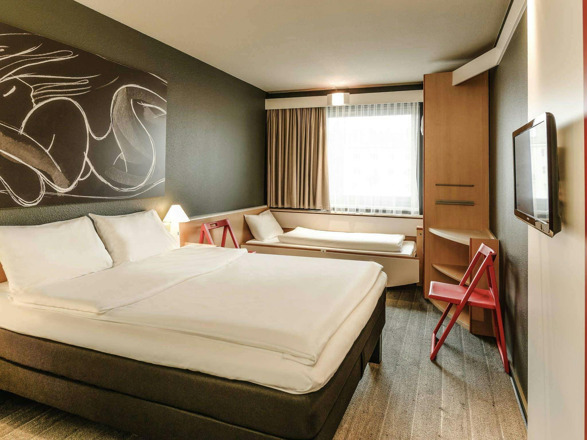 Hotel Ibis Wien City photo 3