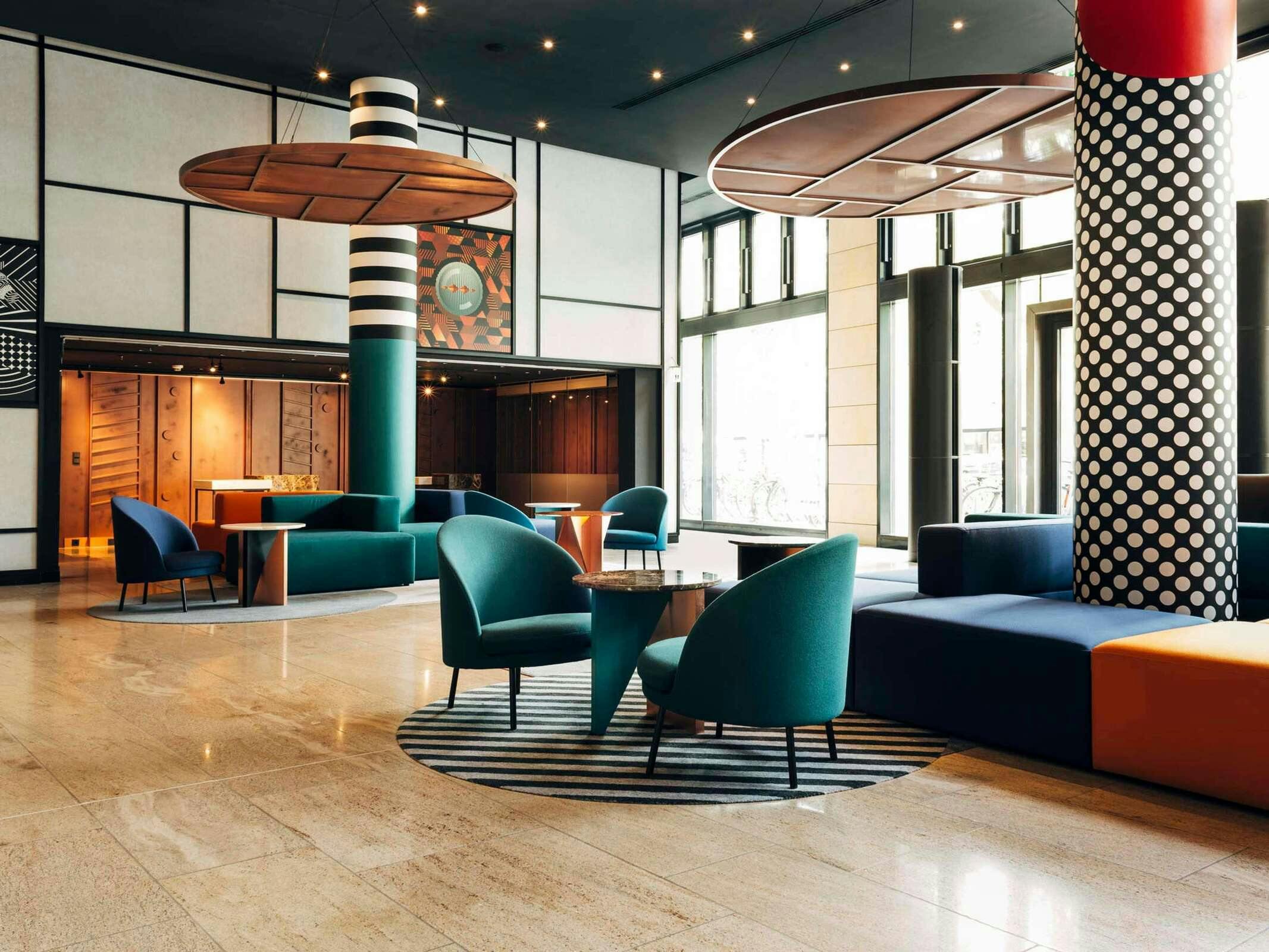 Hotel Pullman Berlin Schweizerhof photo 3