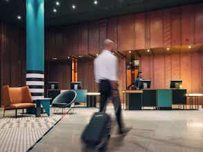 Hotel Pullman Berlin Schweizerhof photo 5