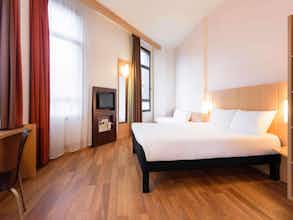 Hotel Ibis Bilbao Centro photo 4