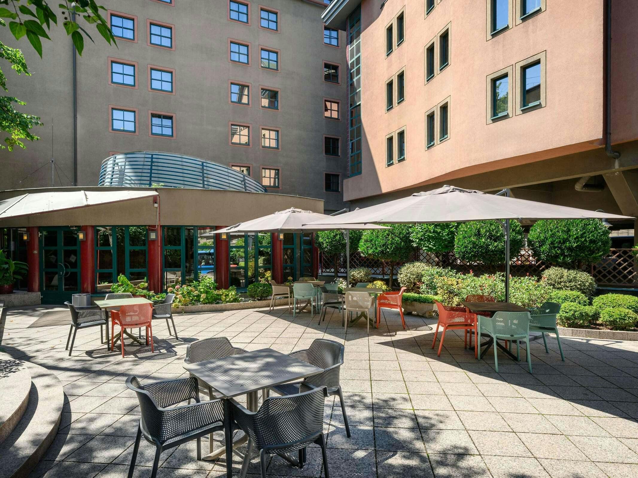 Hotel Ibis Budapest Heroes Square photo 2