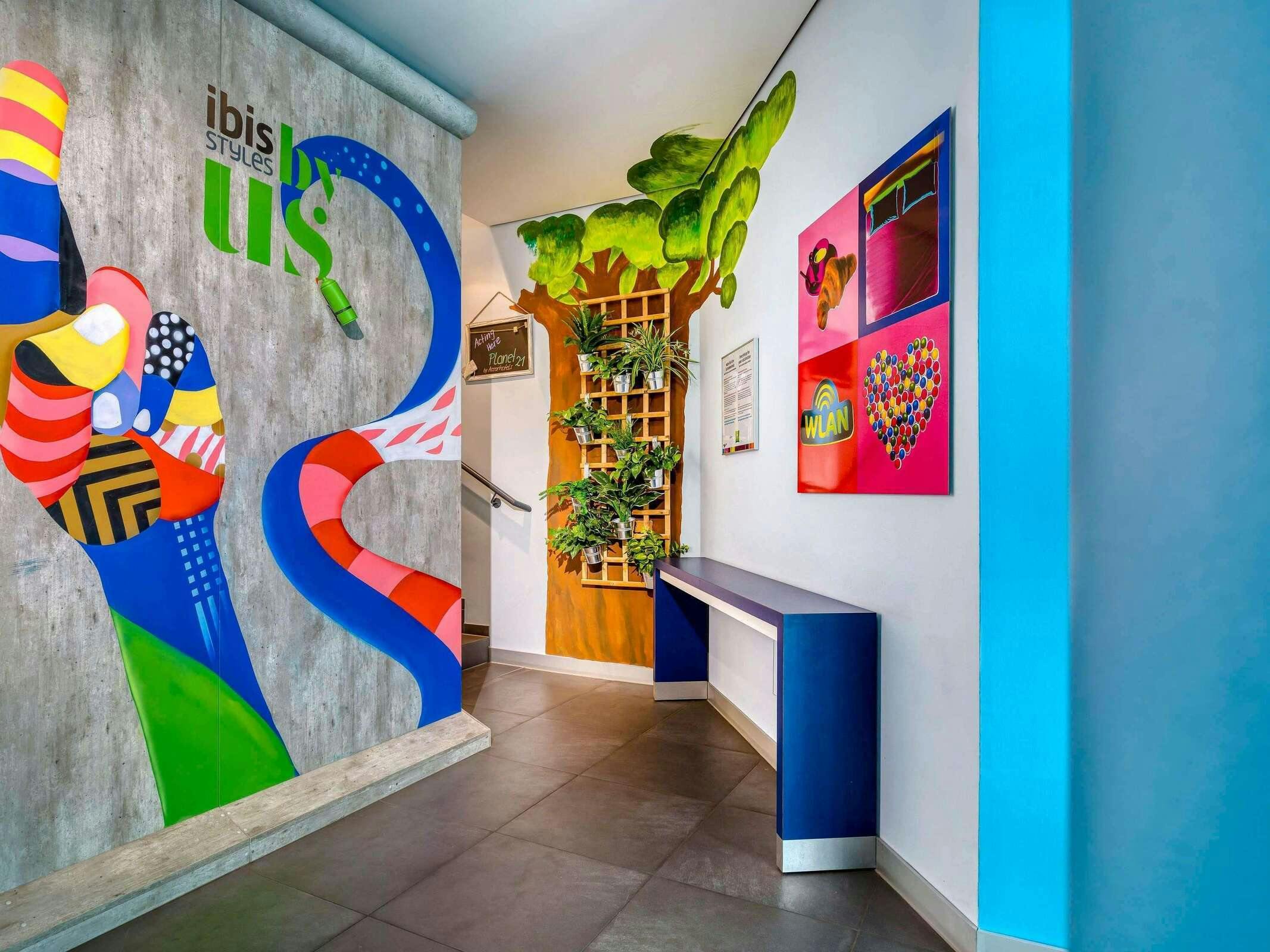 Hotel Ibis Styles Hotel Berlin Mitte photo 2