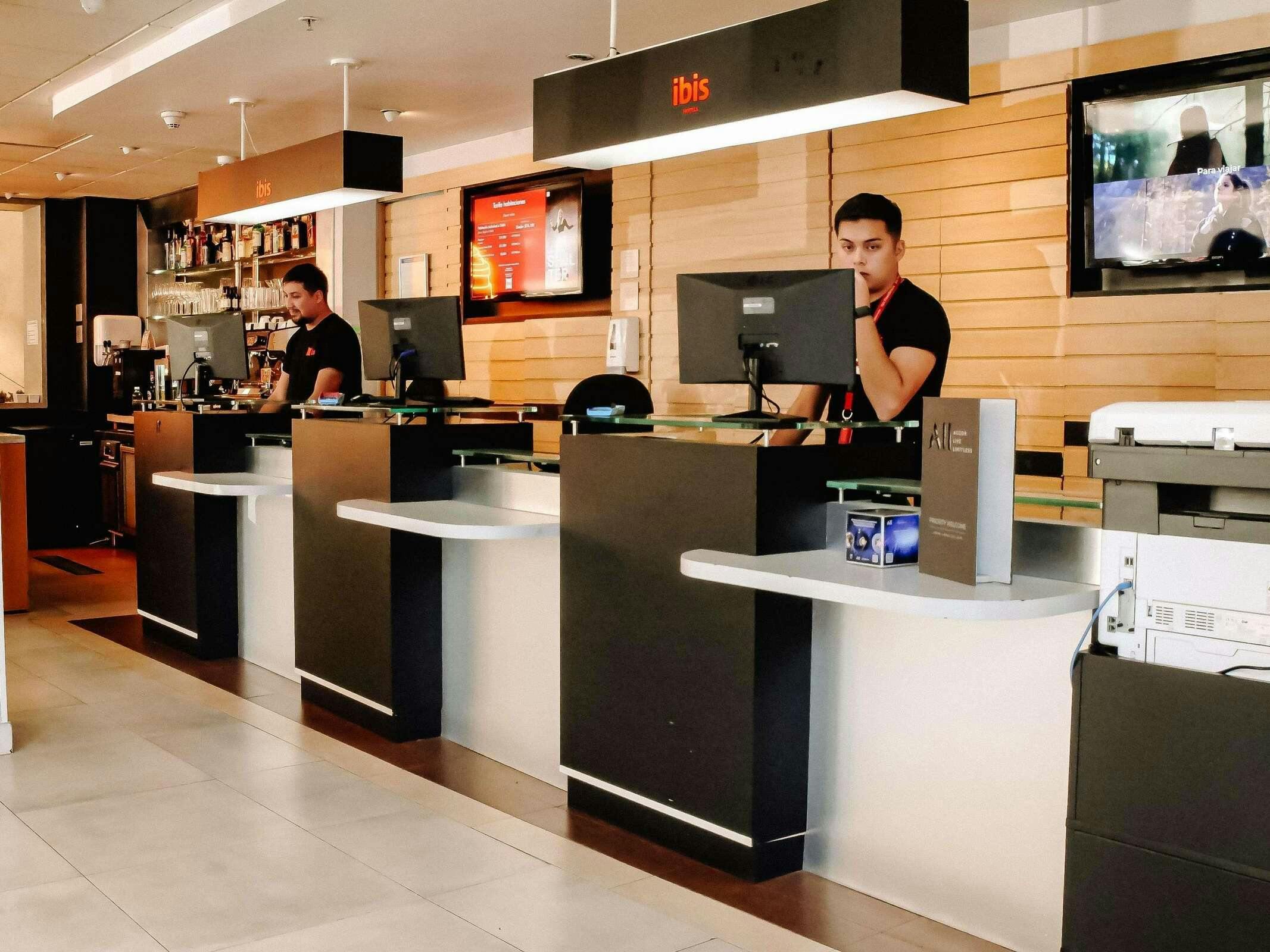 Hotel Ibis Santiago Providencia photo 2
