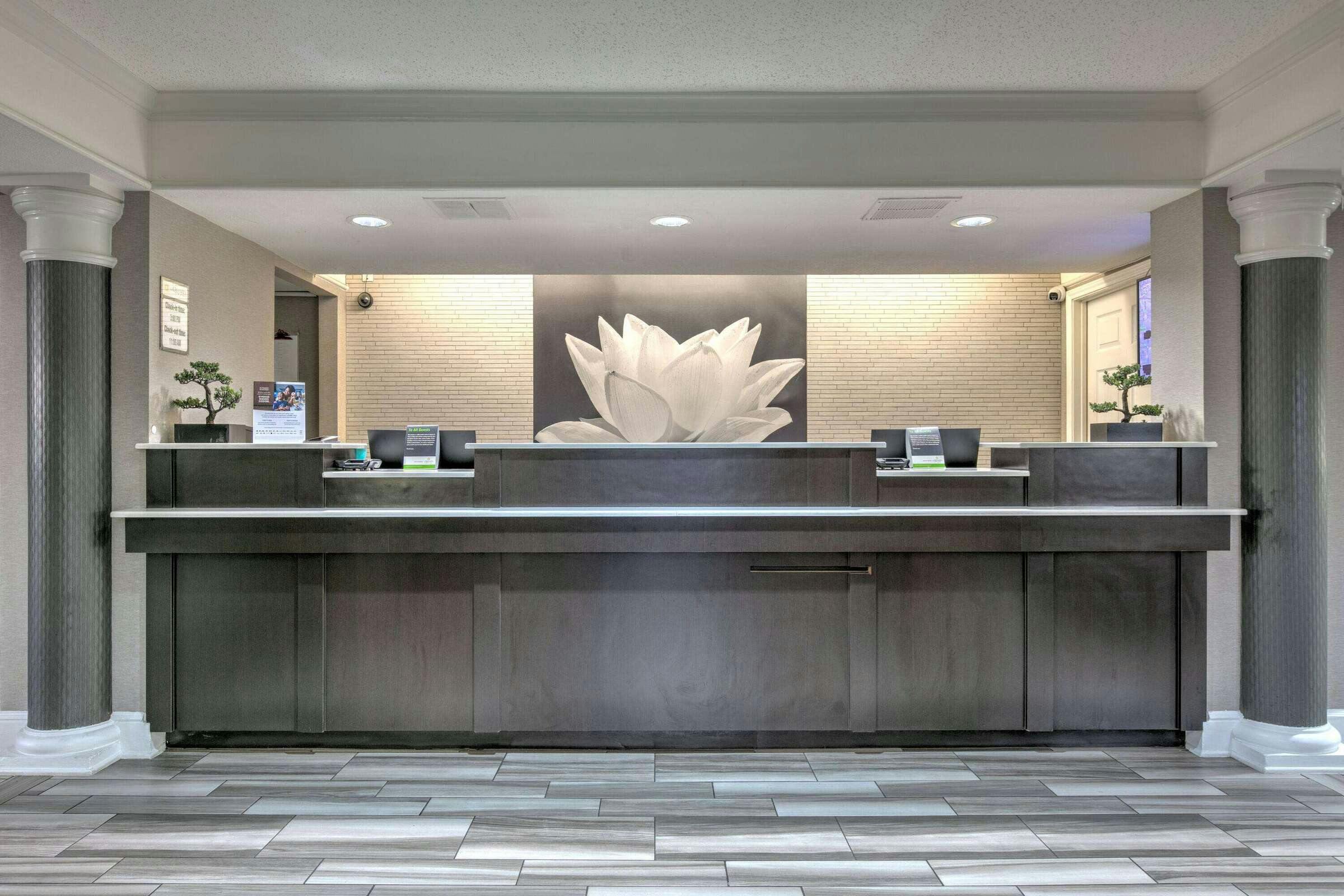 Hotel La Quinta Inn Dallas Uptown photo 3