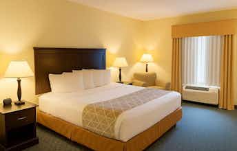 Hotel Ambassador Inn and Suites Tuscaloosa photo 2