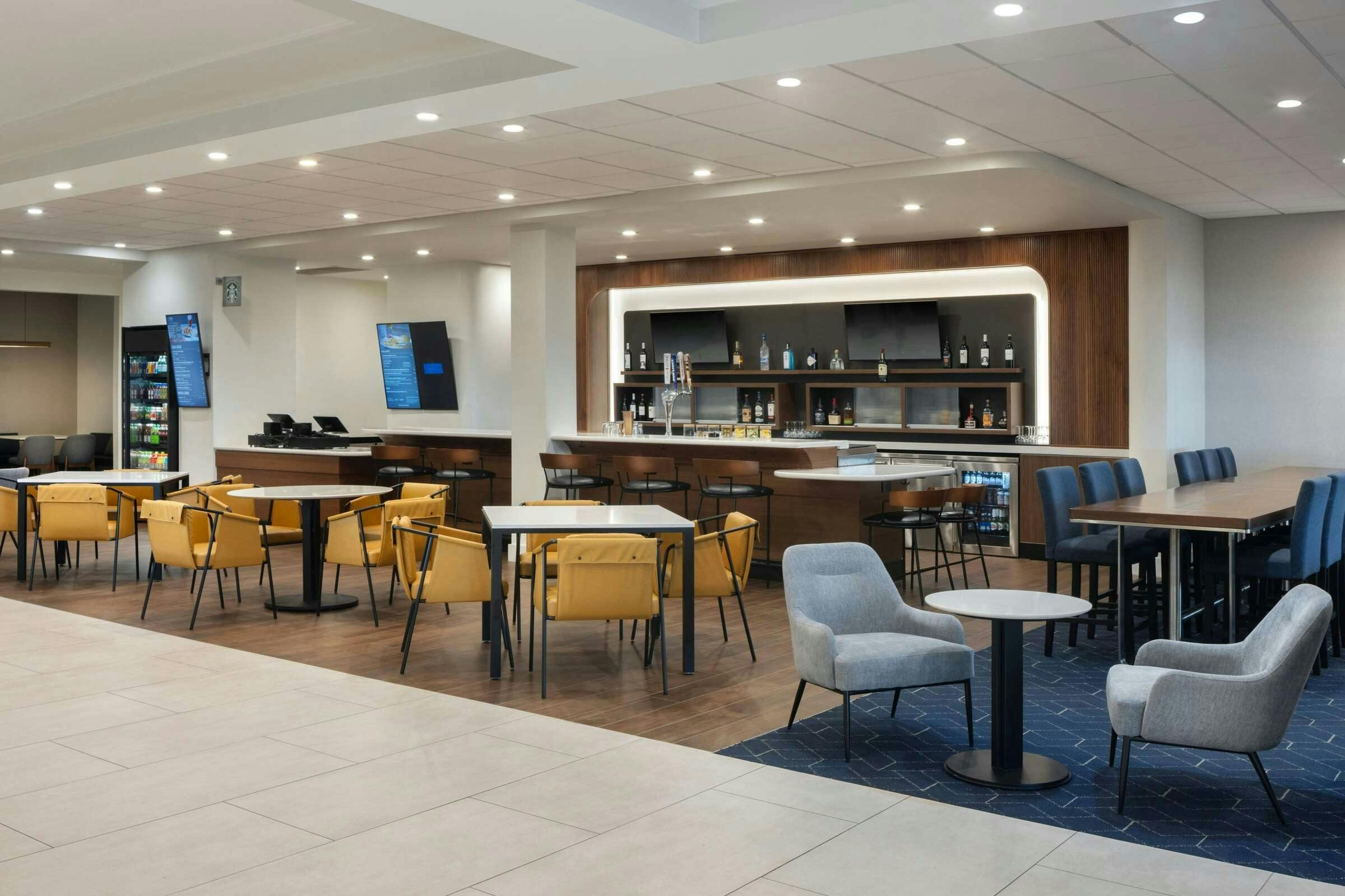 Hotel Courtyard by Marriott across Universal Orlando photo 4