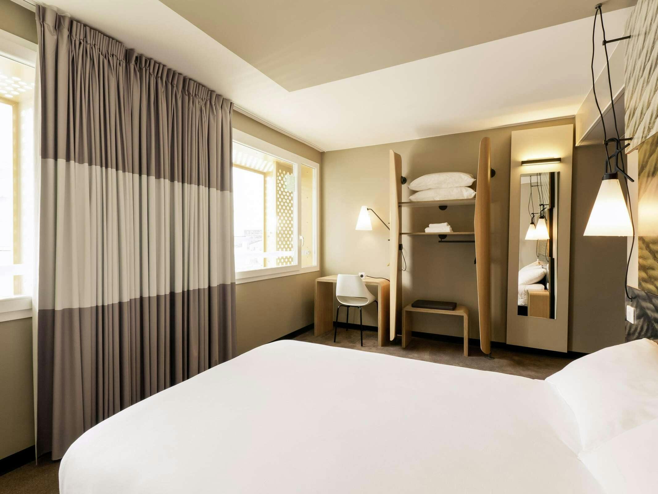 Hotel Ibis Lyon Carré De Soie photo 5