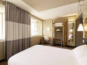 Hotel Ibis Lyon Carré De Soie photo 5