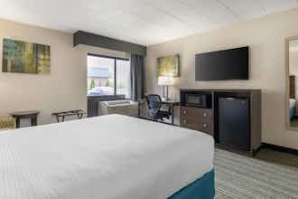 Hotel Best Western Woodhaven Inn photo 1