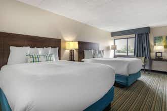 Hotel Best Western Woodhaven Inn photo 2