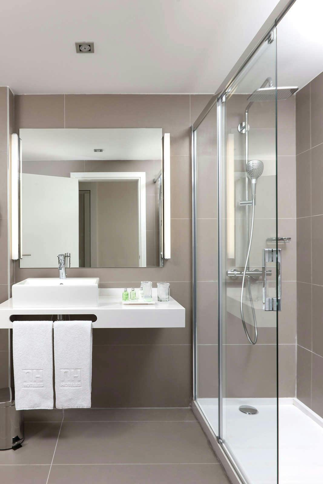 Hotel NH Pamplona Iruña Park photo 5