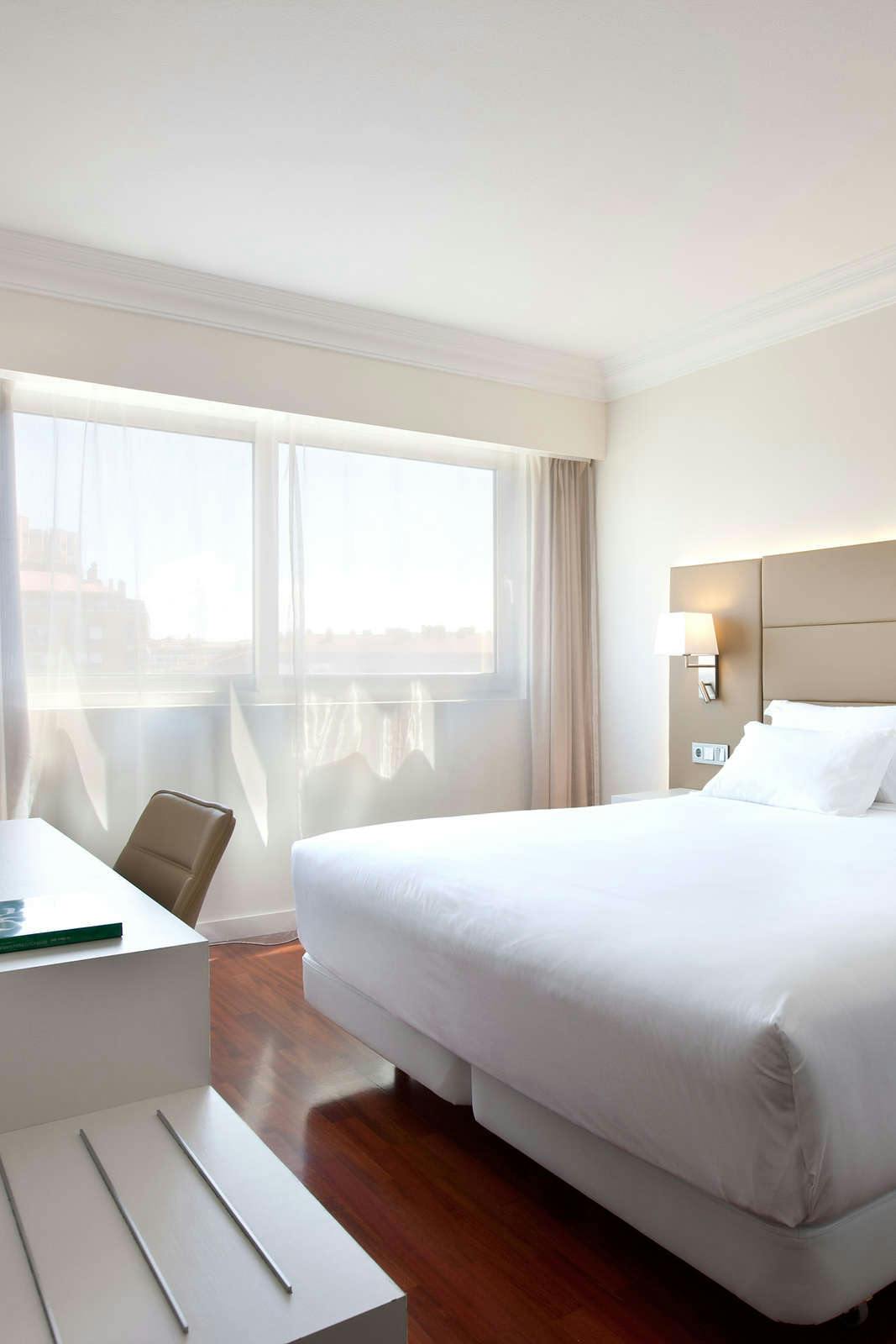 Hotel NH Pamplona Iruña Park photo 3