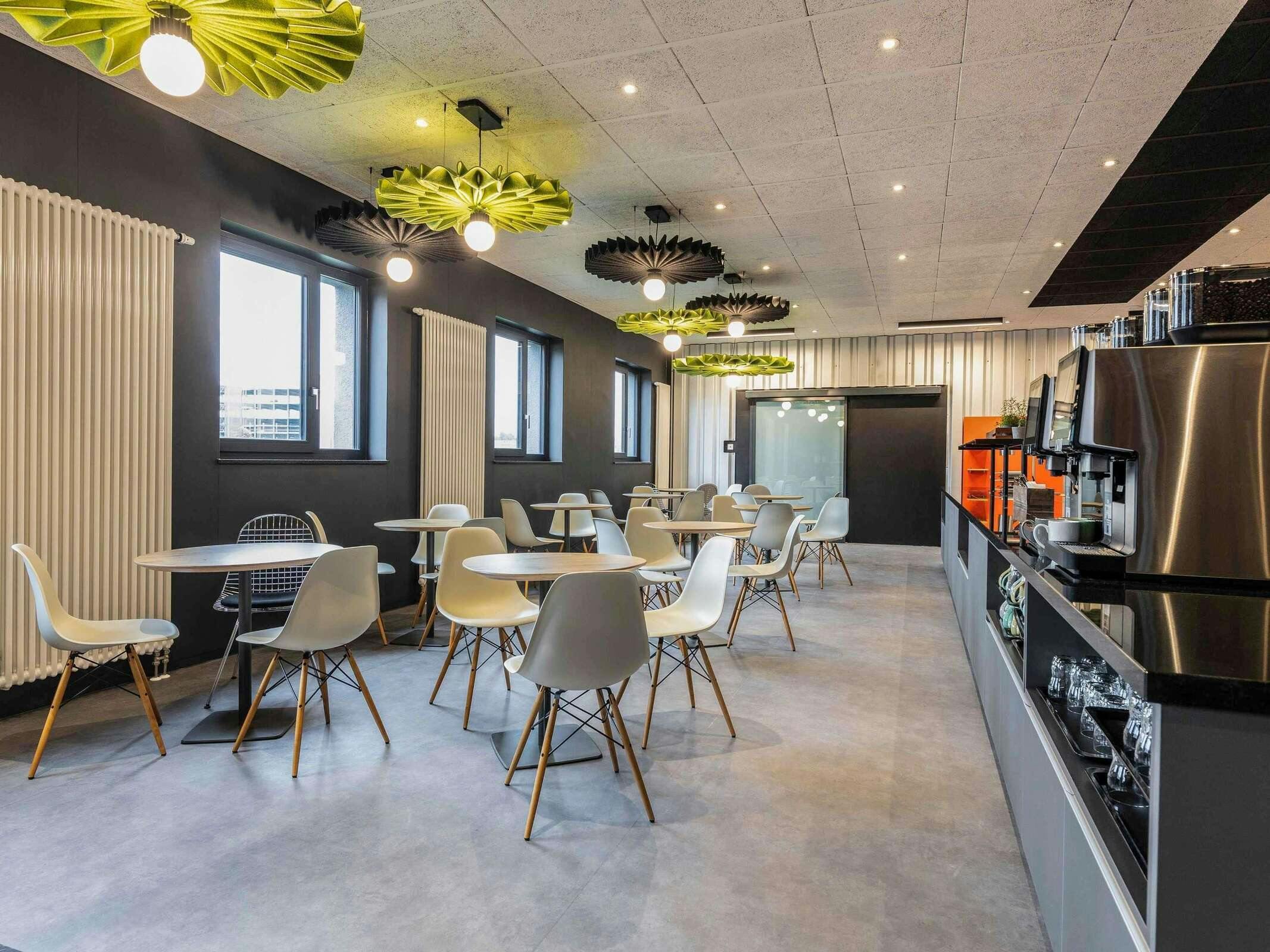 Hotel Ibis Duesseldorf Airport photo 4