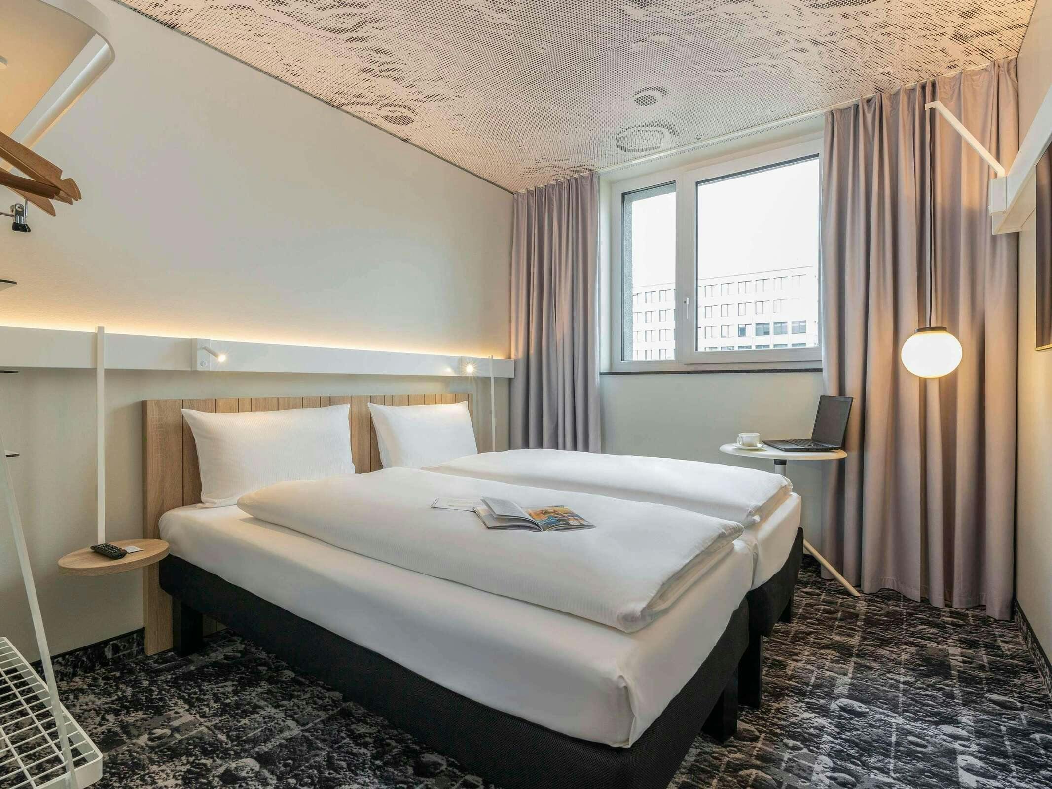 Hotel Ibis Duesseldorf Airport photo 5