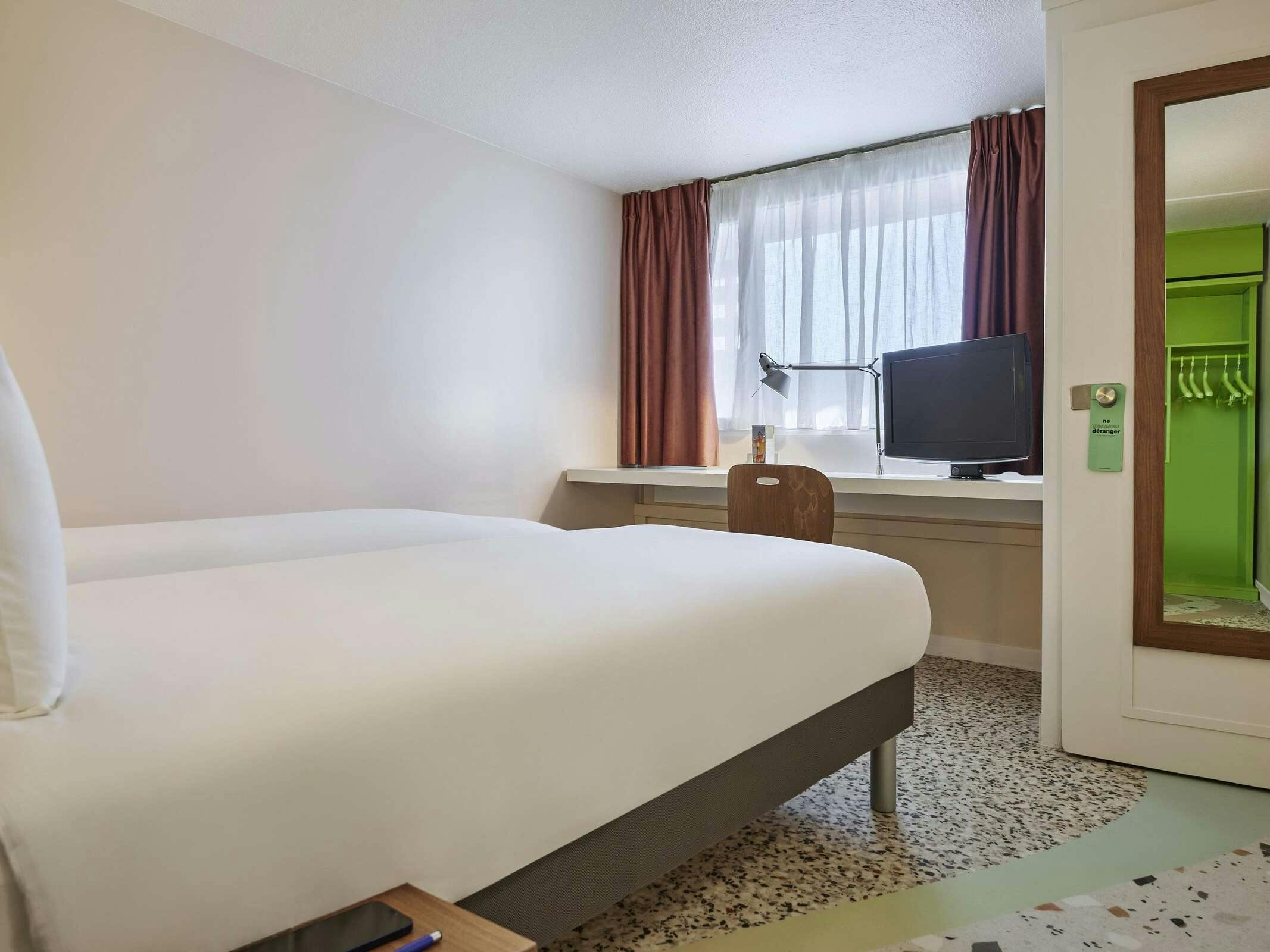 Hotel Greet Hotel Versailles Voisins Le Bretonneux photo 4
