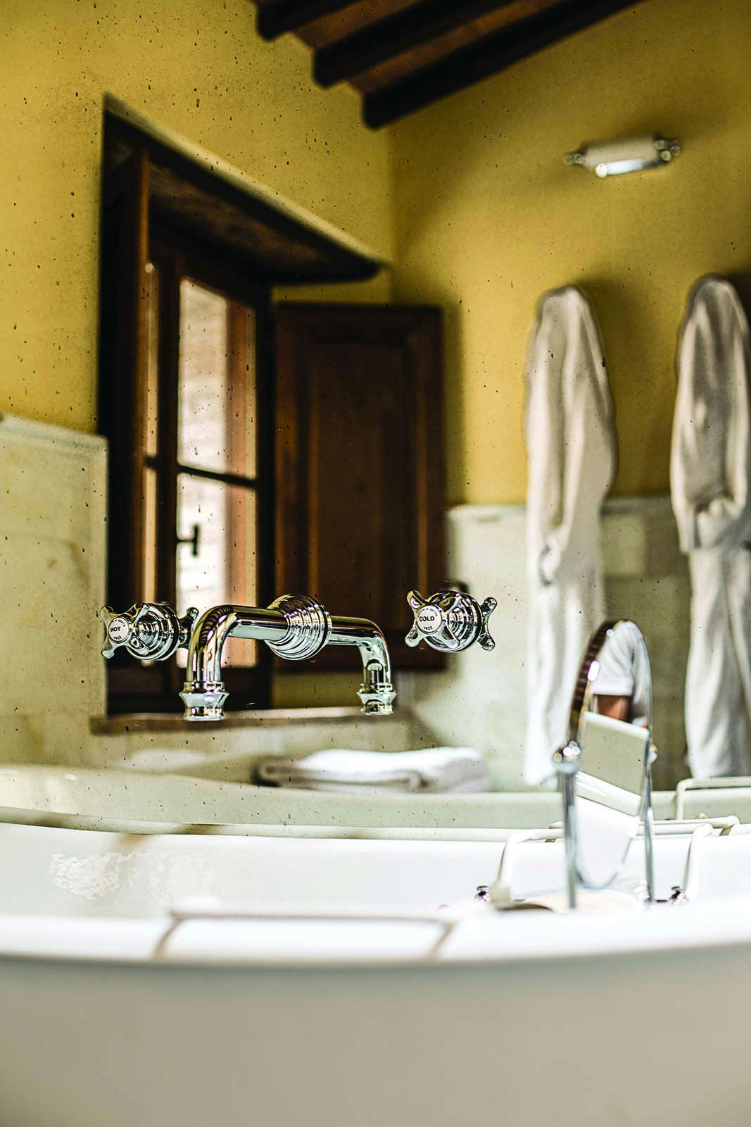 Hotel Castello di Casole photo 4