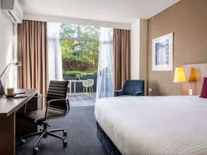 Hotel Mercure Sydney St Leonards photo 1