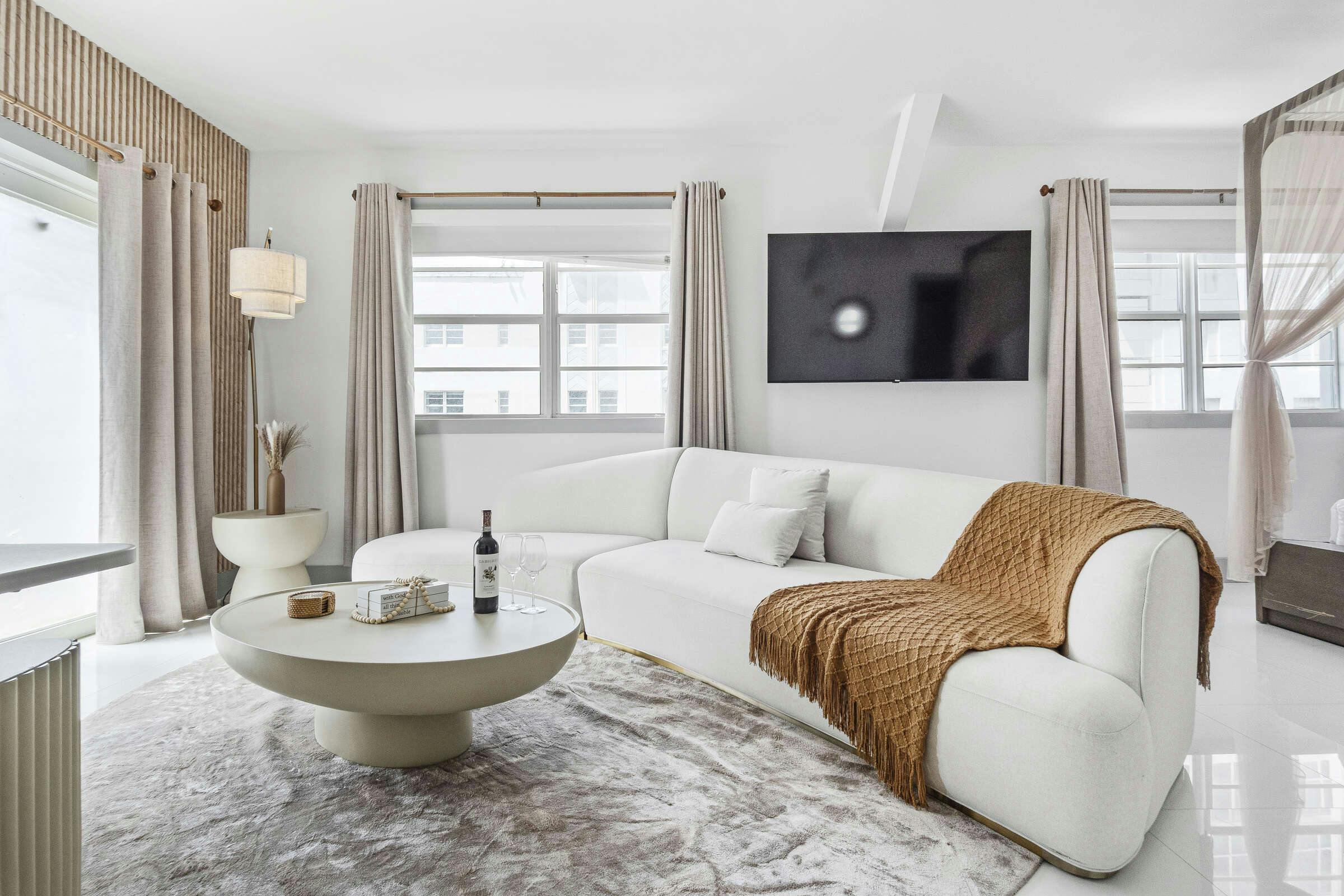 Townhouse Hotel