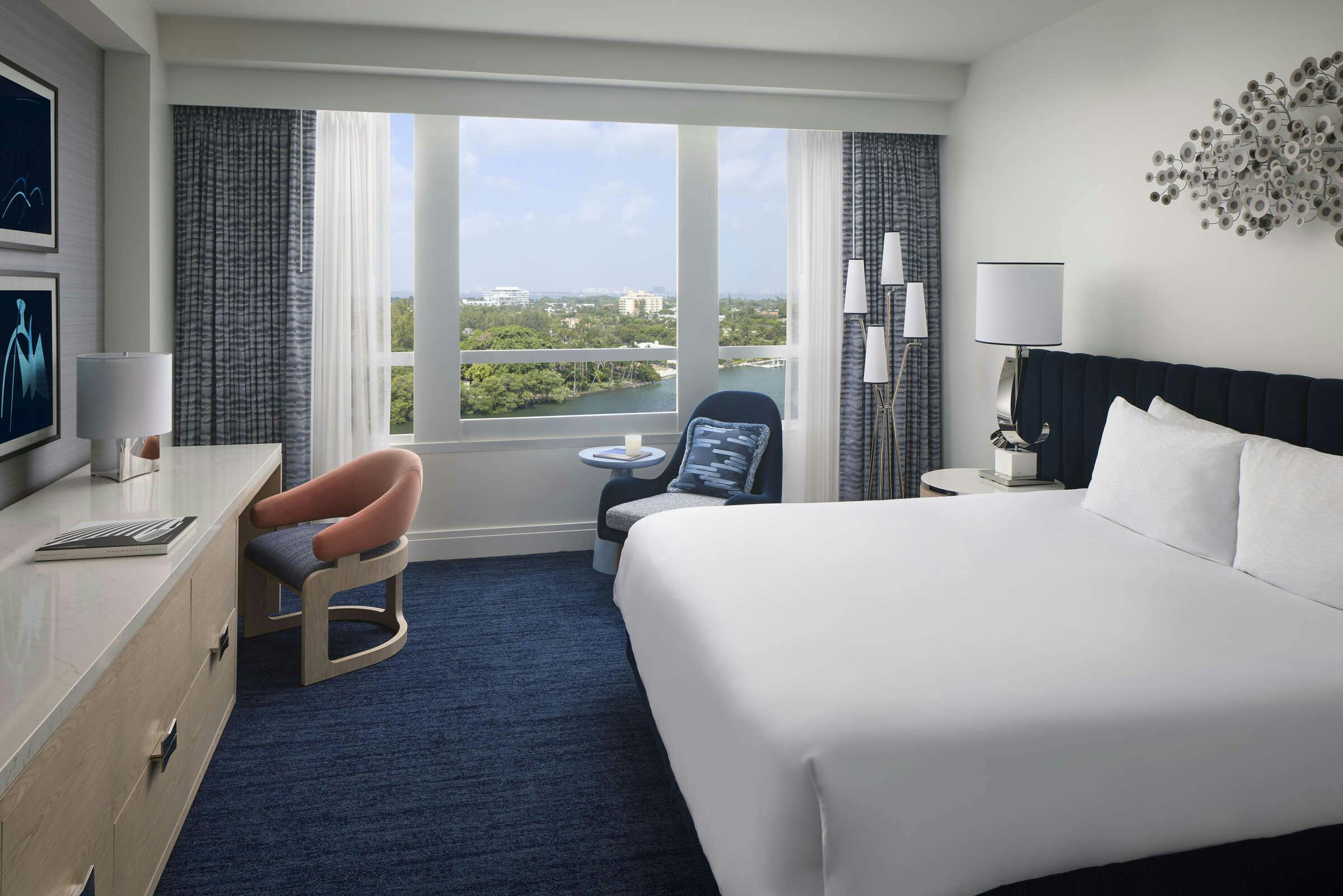 Hotel Fontainebleau Miami Beach photo 2