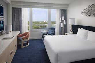 Hotel Fontainebleau Miami Beach photo 2