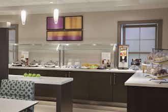 Hotel Cambridge Suites Hotel - Mississauga photo 5