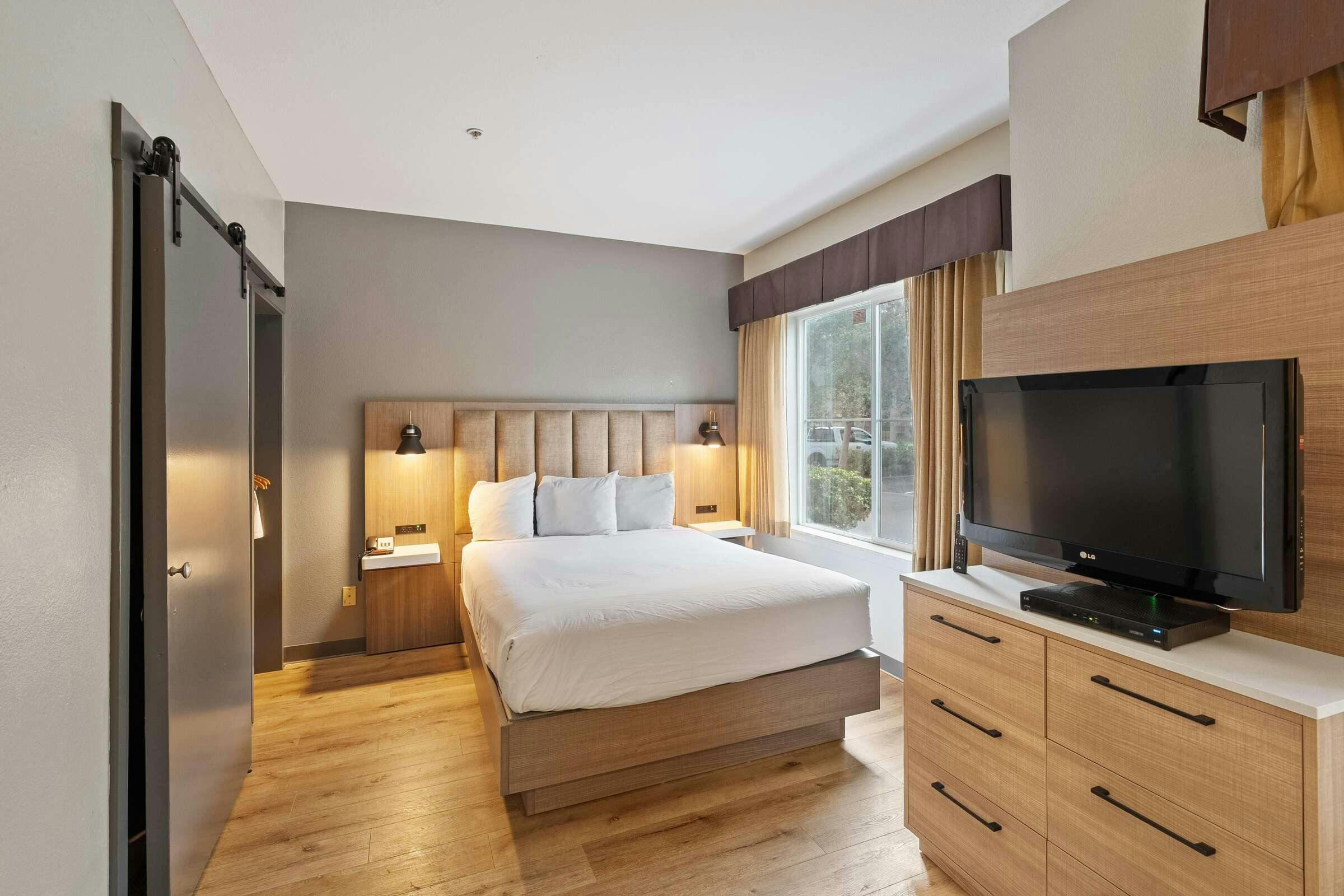 Hotel Hawthorn Suites Rancho Cordova photo 3