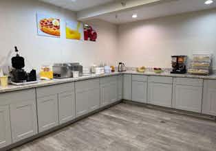 Hotel Sure Stay By Best Western Albuquerque East I 40 photo 2