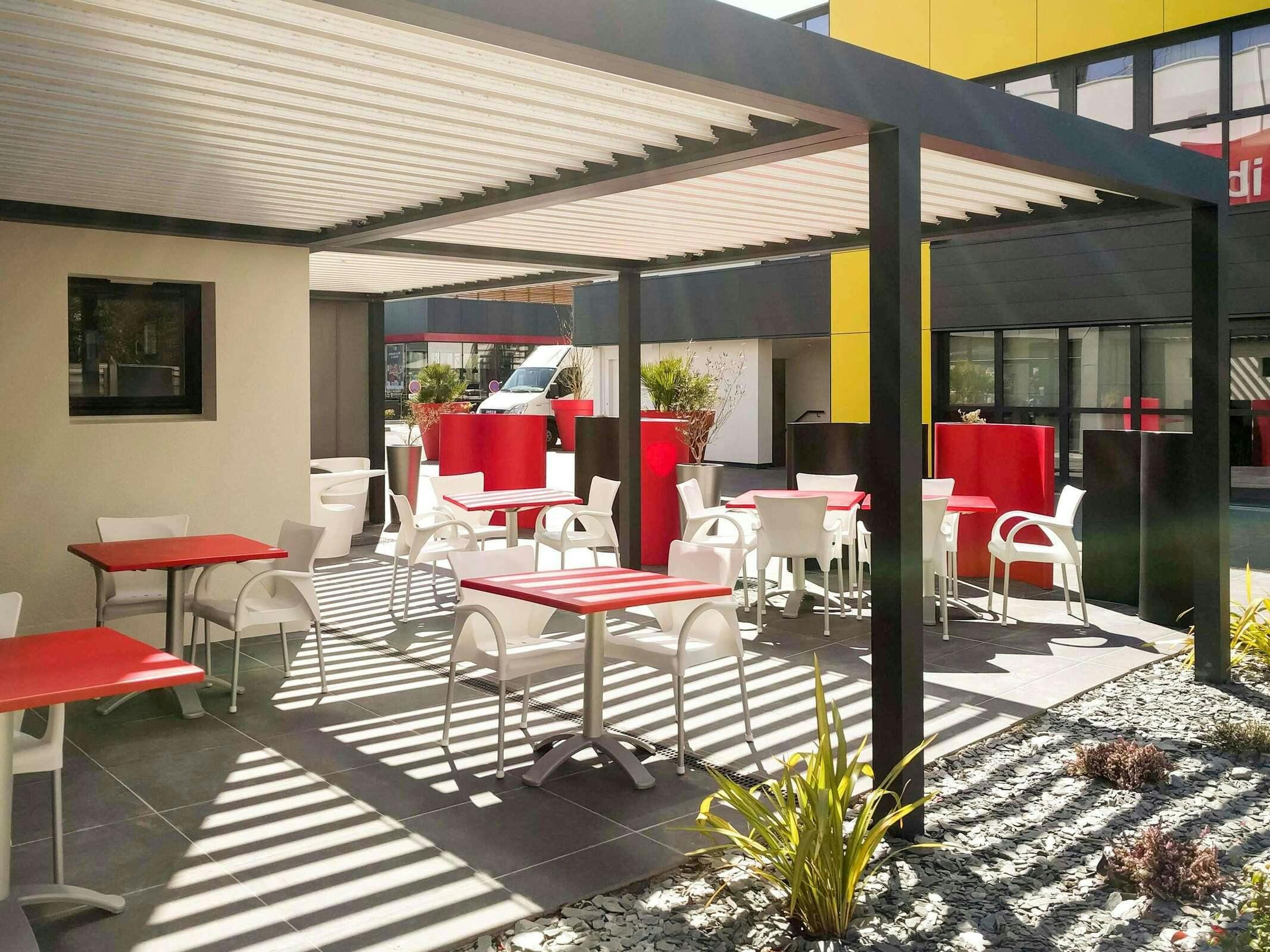 Hotel Ibis Rennes Beaulieu photo 2
