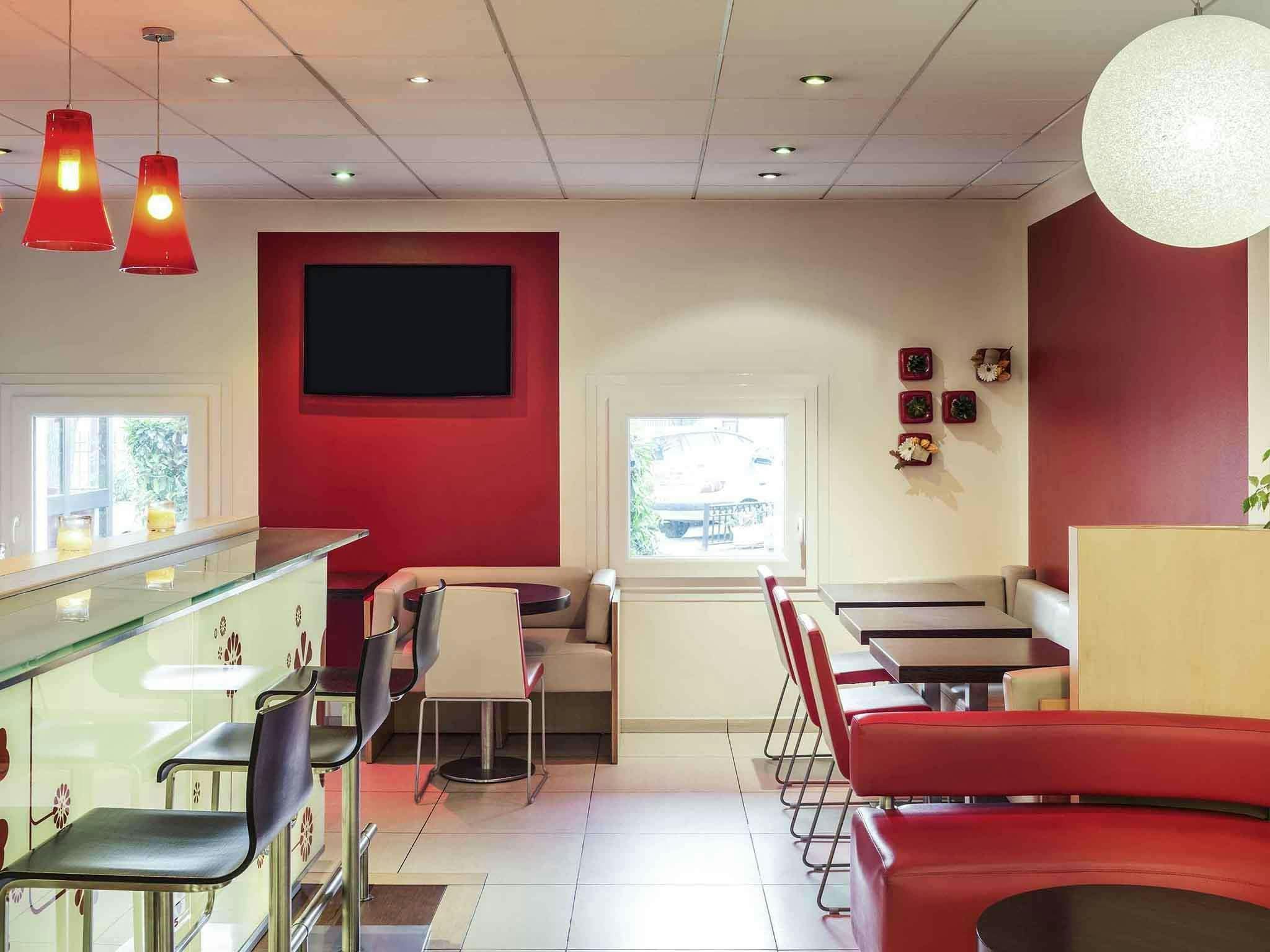 Hotel Ibis Epinay Sur Seine Gennevilliers photo 1