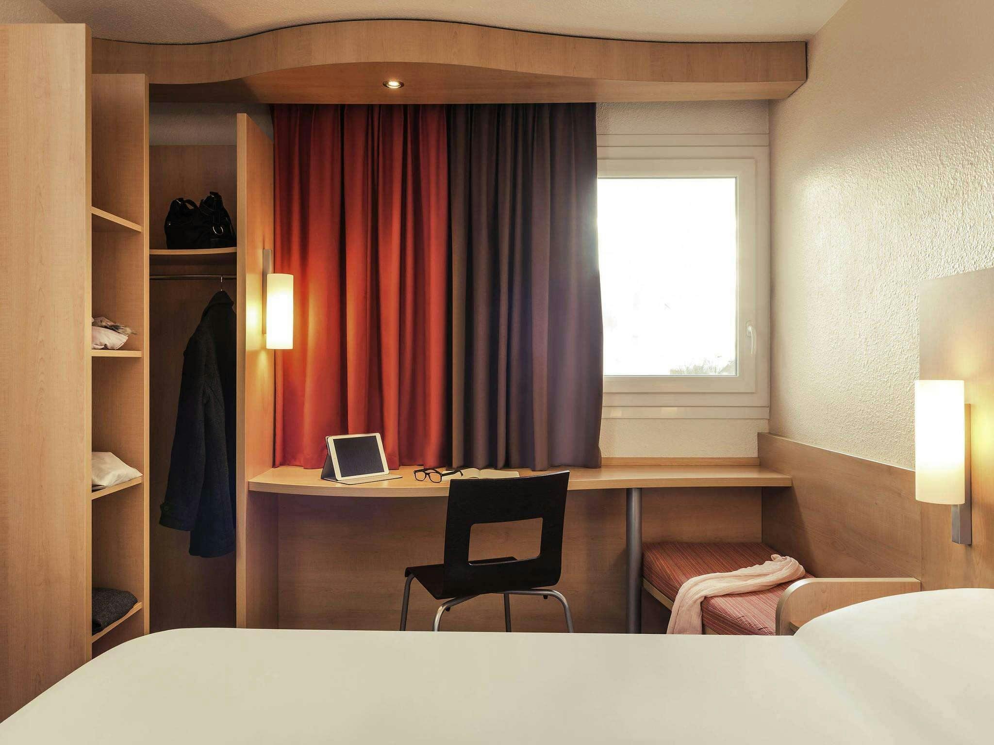 Hotel Ibis Epinay Sur Seine Gennevilliers photo 5