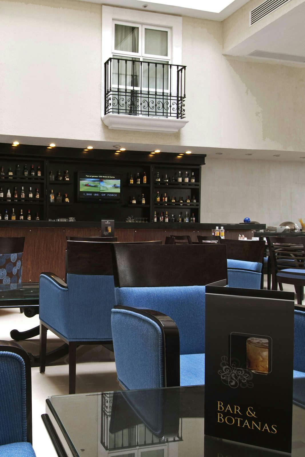 Hotel Fiesta Inn Toluca Centro photo 5