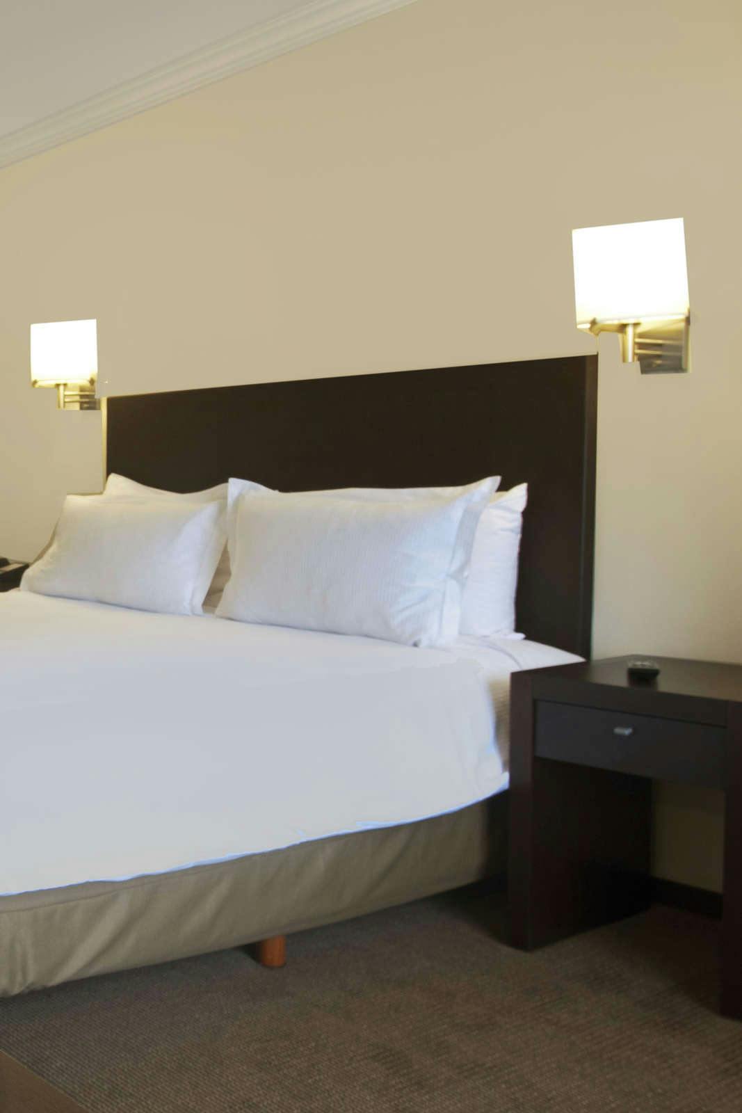 Hotel Fiesta Inn Toluca Centro photo 1