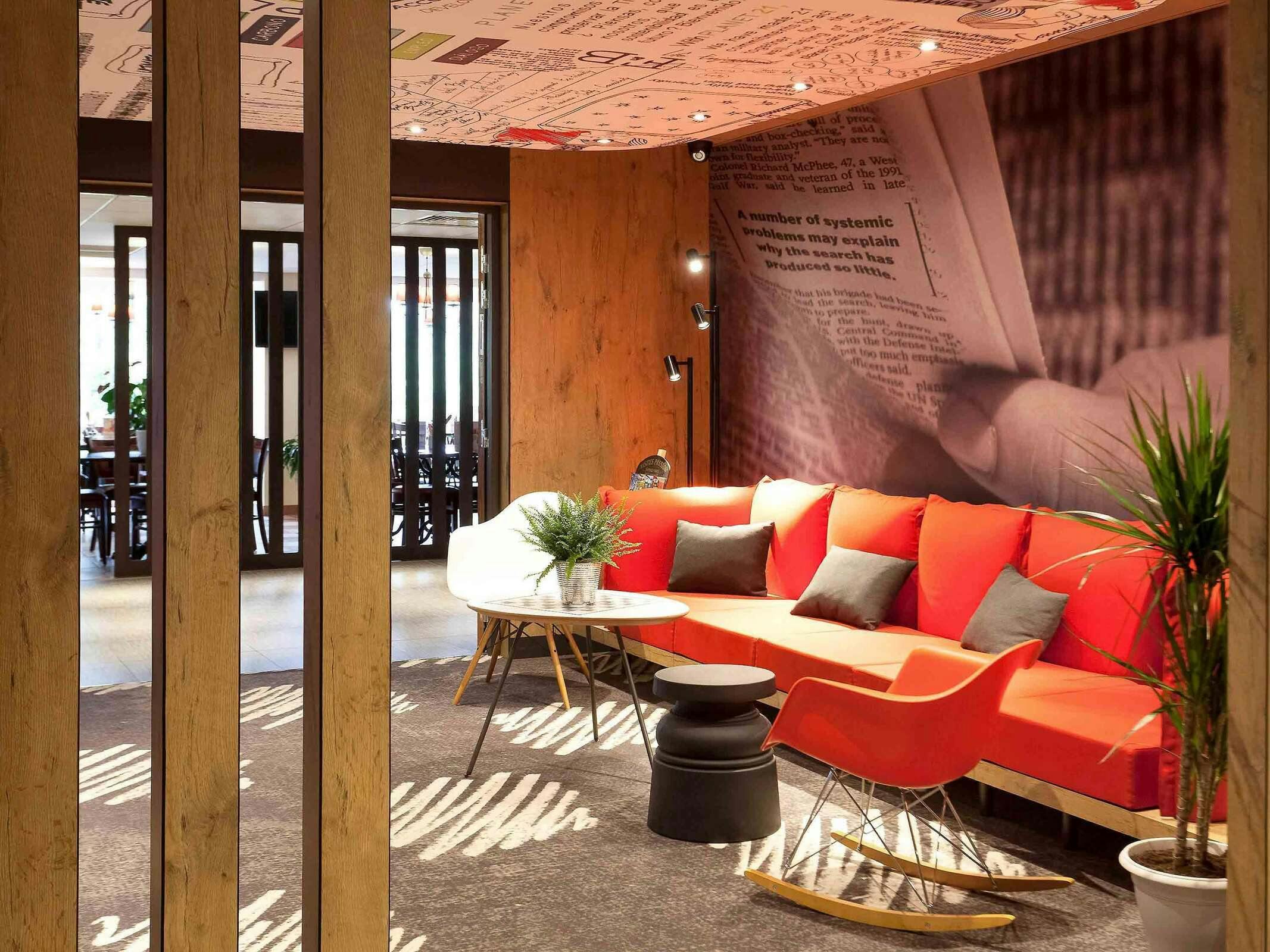 Hotel Ibis Cherbourg La Glacerie photo 1