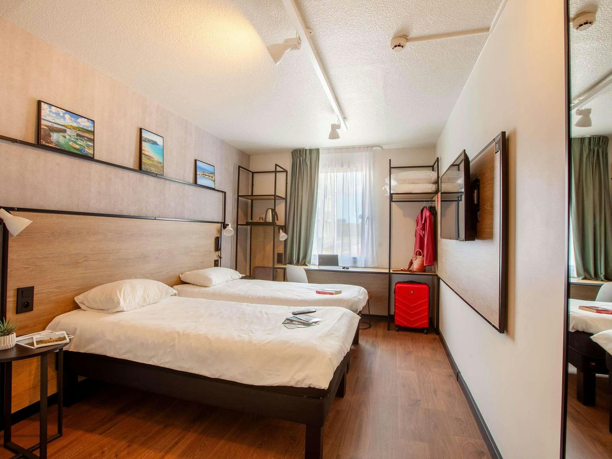 Hotel Ibis Cherbourg La Glacerie photo 5