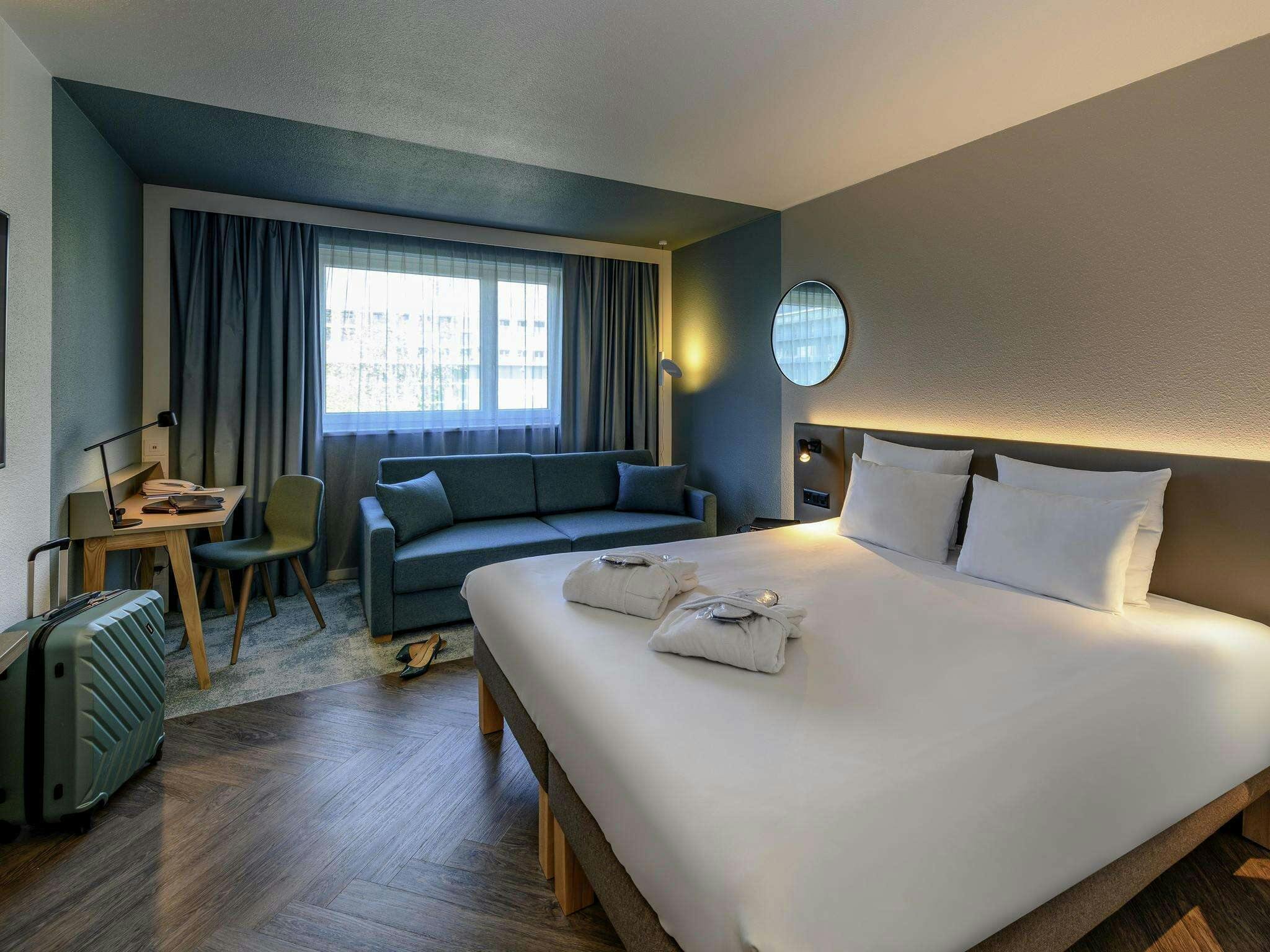 Hotel Novotel Zurich City West photo 5