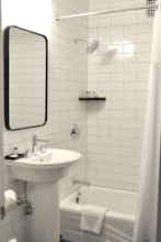 Hotel The Queensbury Hotel photo 2