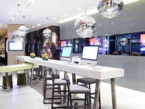 Hotel Novotel London Brentford photo 5