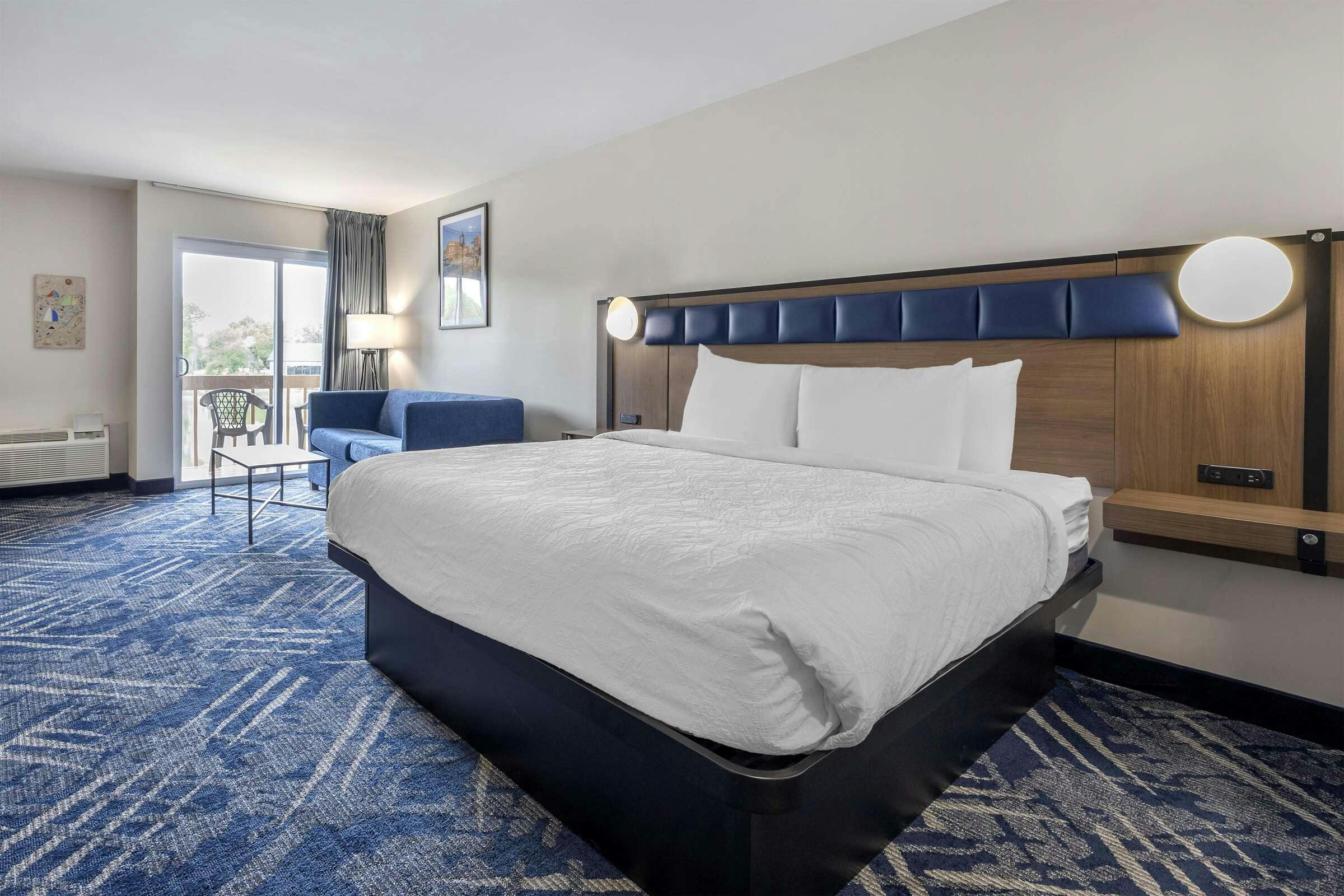 Best Western Indian Oak