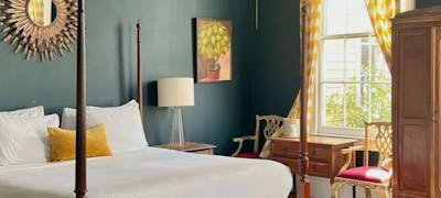 Creole Gardens Guesthouse & Inn