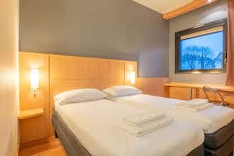 Hotel a&o Milano Ca Granda photo 3