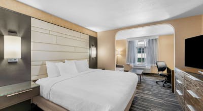 Best Western Plus Abbey Inn