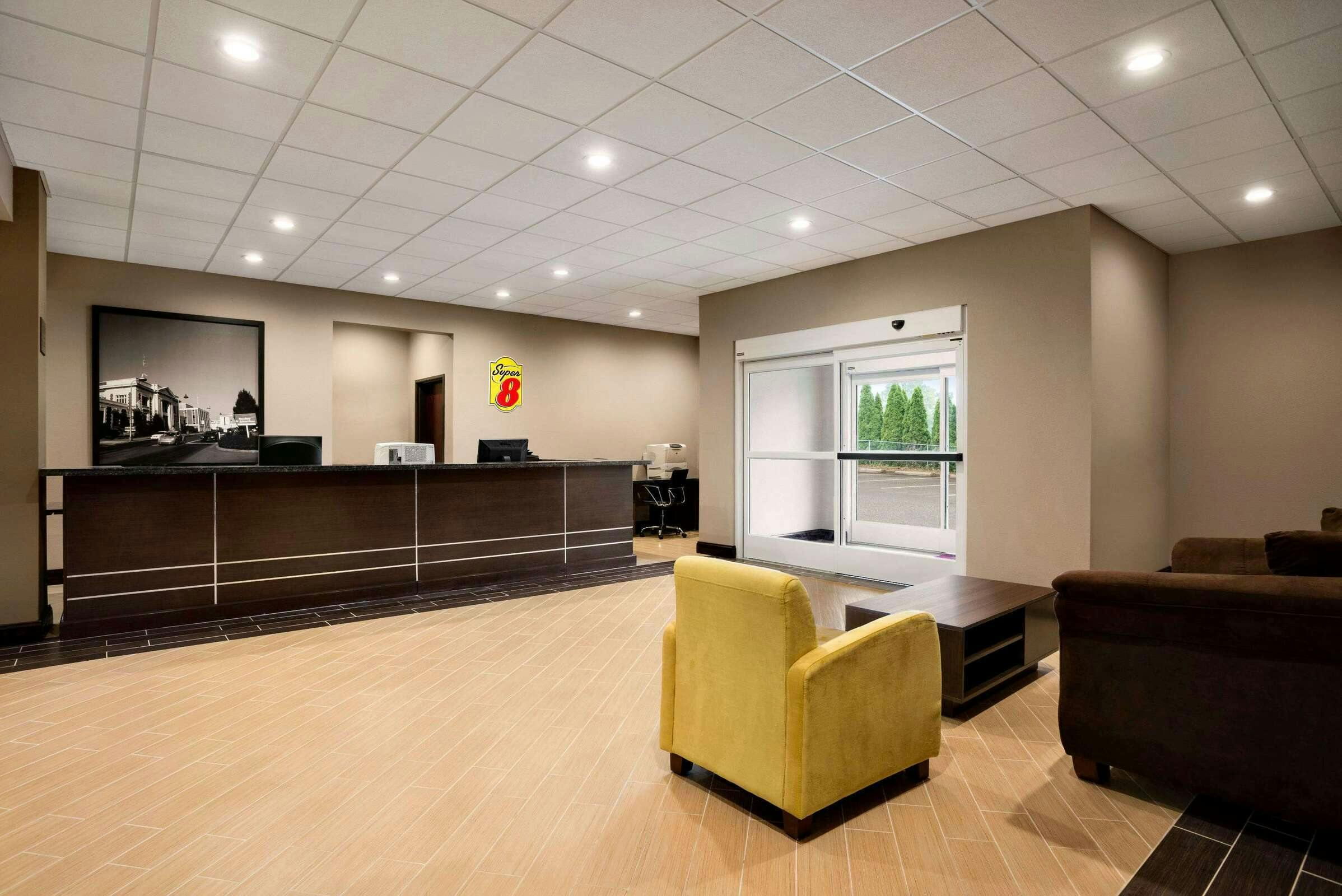 Hotel Super 8 Hershey Chocolate Ave photo 1