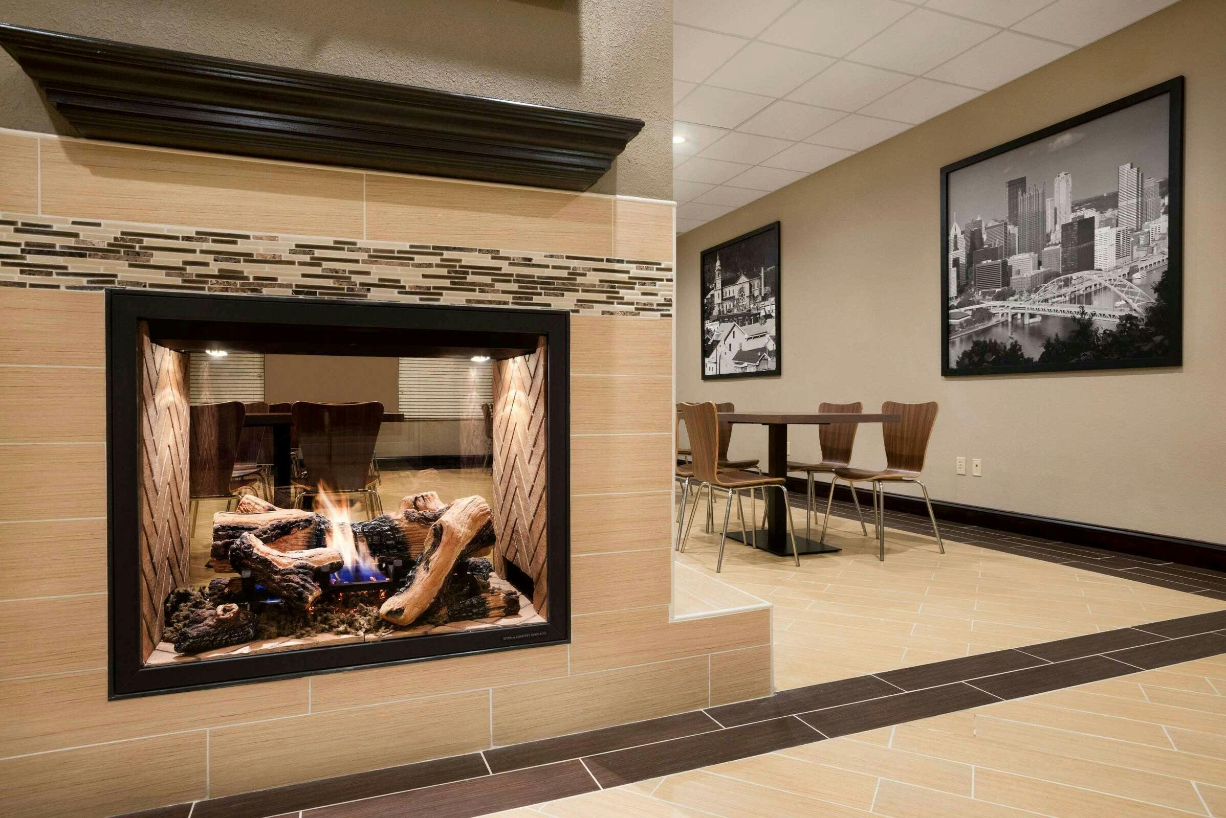 Hotel Super 8 Hershey Chocolate Ave photo 2