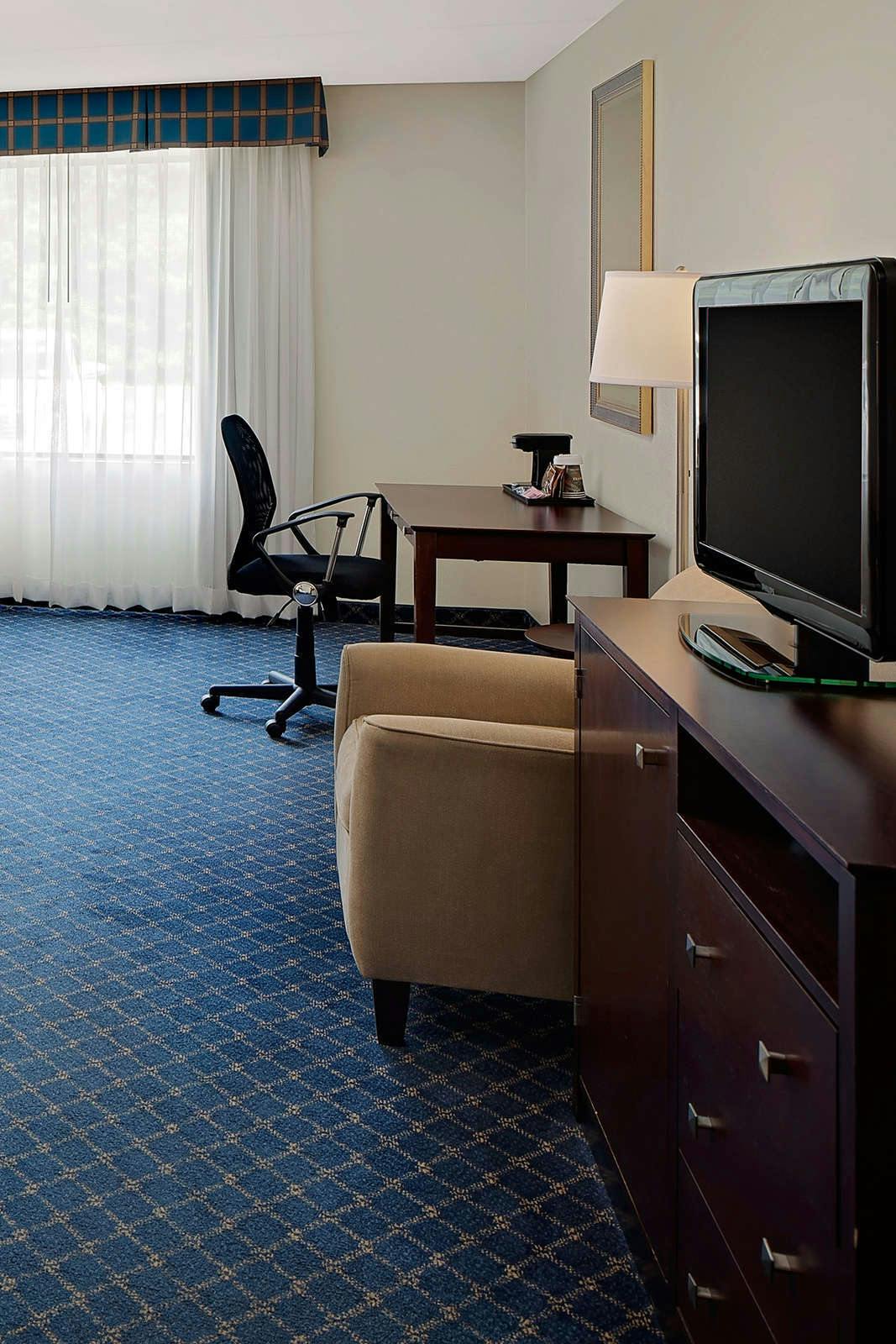 Hotel Boxboro Regency Hotel & Conference Center photo 3