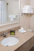 Hotel Boxboro Regency Hotel & Conference Center photo 5