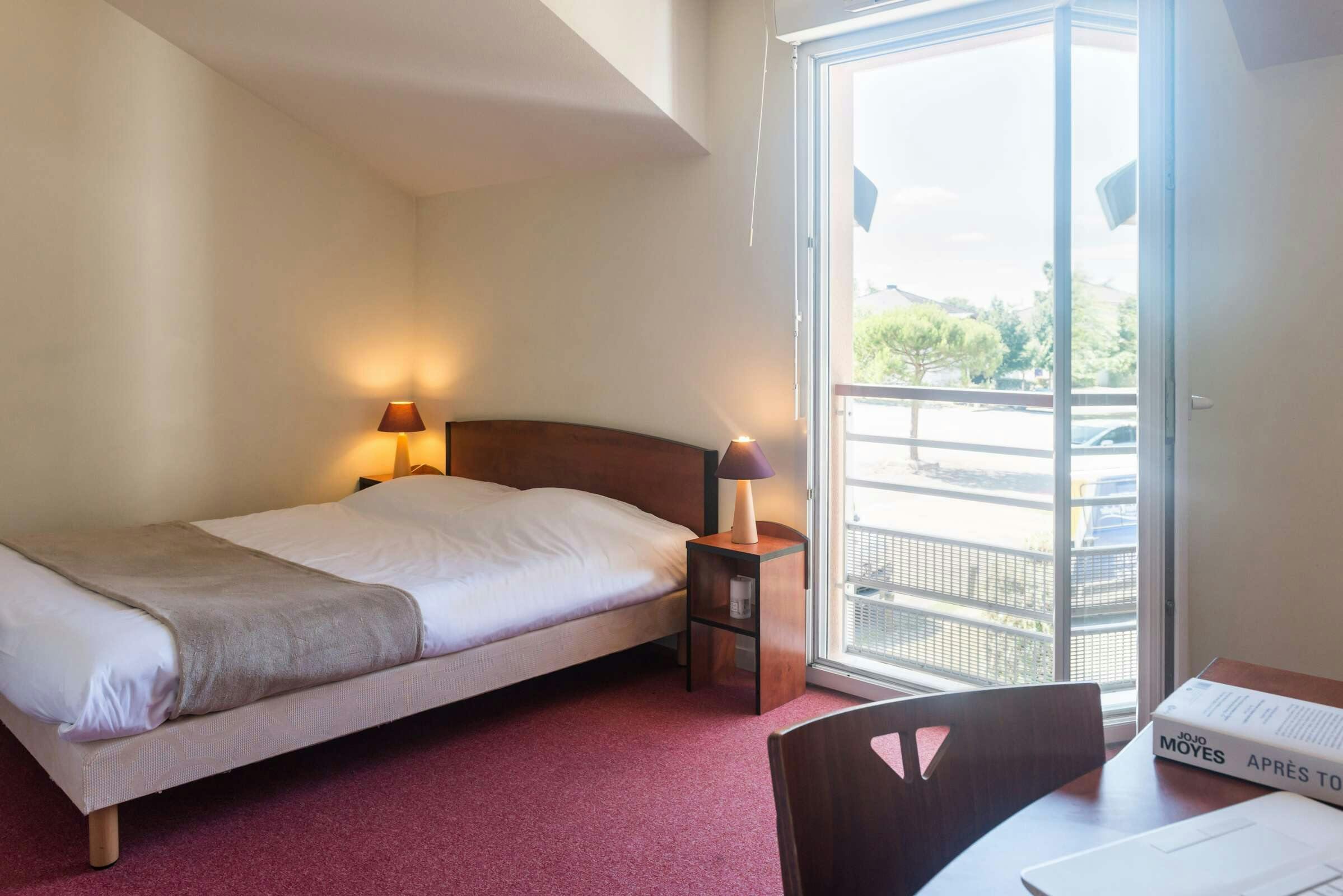 Hotel Comfort Aparthotel Nantes La Beaujoire photo 2